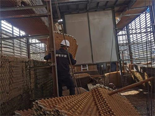 工業(yè)冷卻塔的結構優(yōu)勢，工業(yè)冷卻塔如何處理工業(yè)余熱,工業(yè)冷卻塔的作用