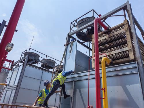 工業(yè)冷卻塔噪音如何解決,工業(yè)冷卻塔的浮球是什么作用呢